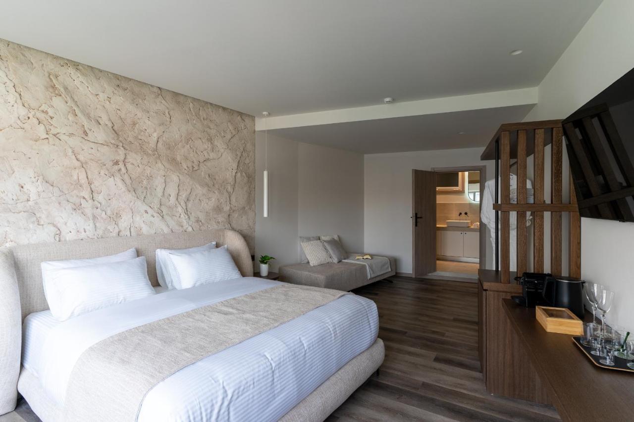 Athens Design Suites Ngoại thất bức ảnh