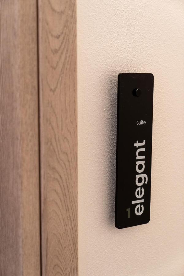 Athens Design Suites Ngoại thất bức ảnh