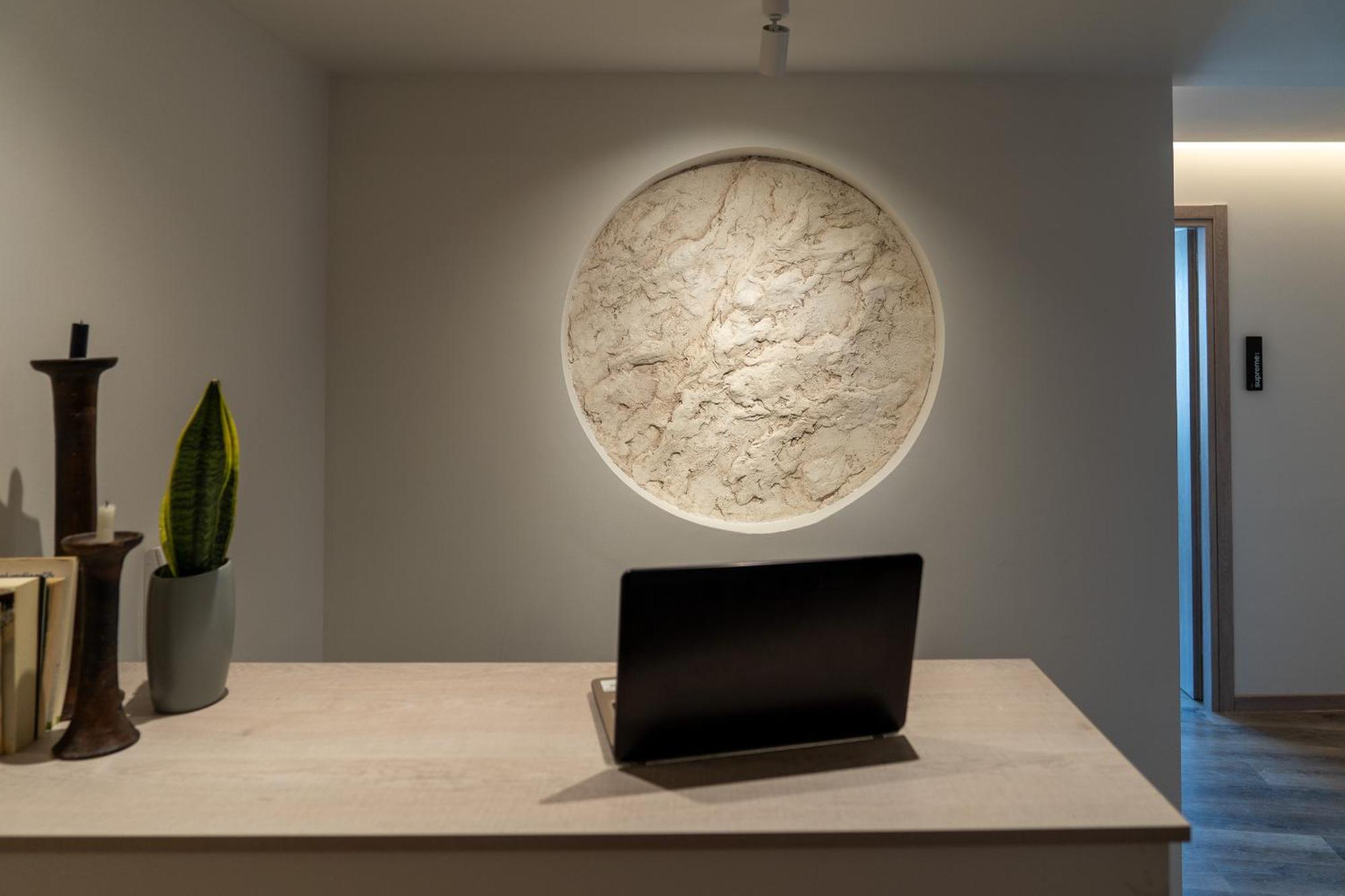 Athens Design Suites Ngoại thất bức ảnh